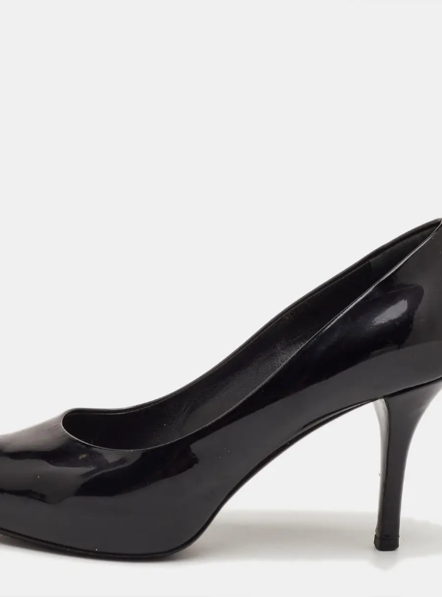 Louis Vuitton Oh Really! Size 35 Black Patent Leather Peep Toe Pumps