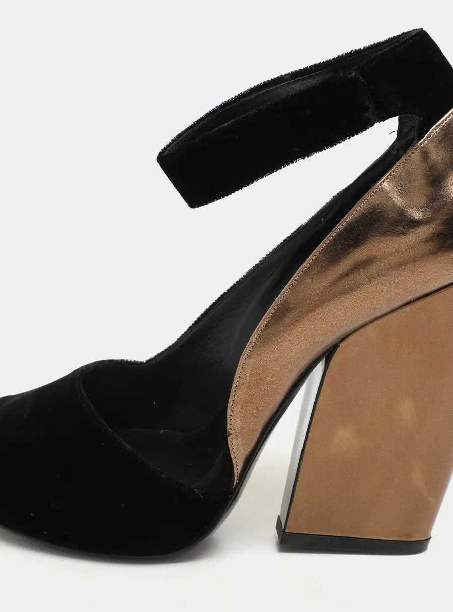 PIERRE HARDY Black/Bronze Leather and Velvet Block Heel Ankle Strap Pumps Size 40