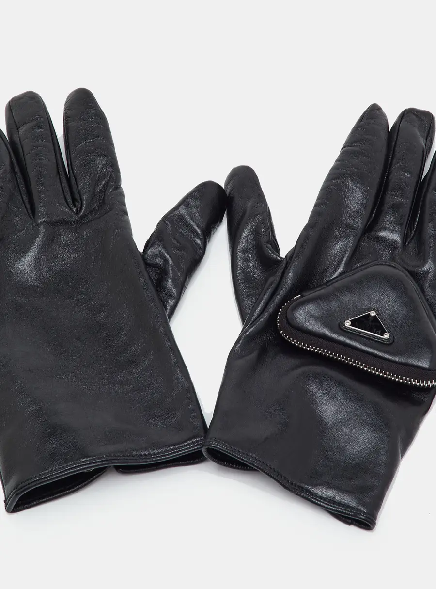 Prada Logo Pouch Black Leather Zip Pocket Gloves