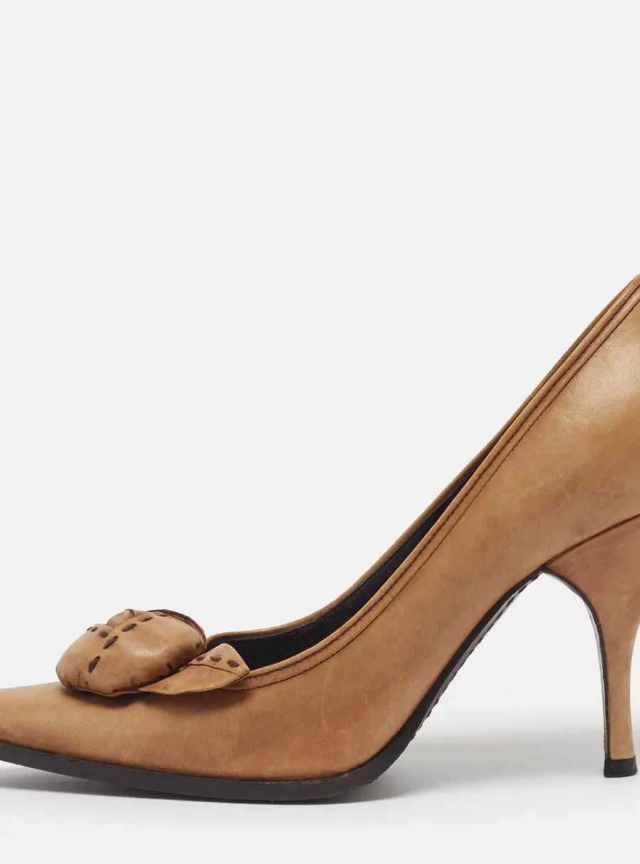 Prada Size 36.5 Tan Leather Pointed Toe Pumps
