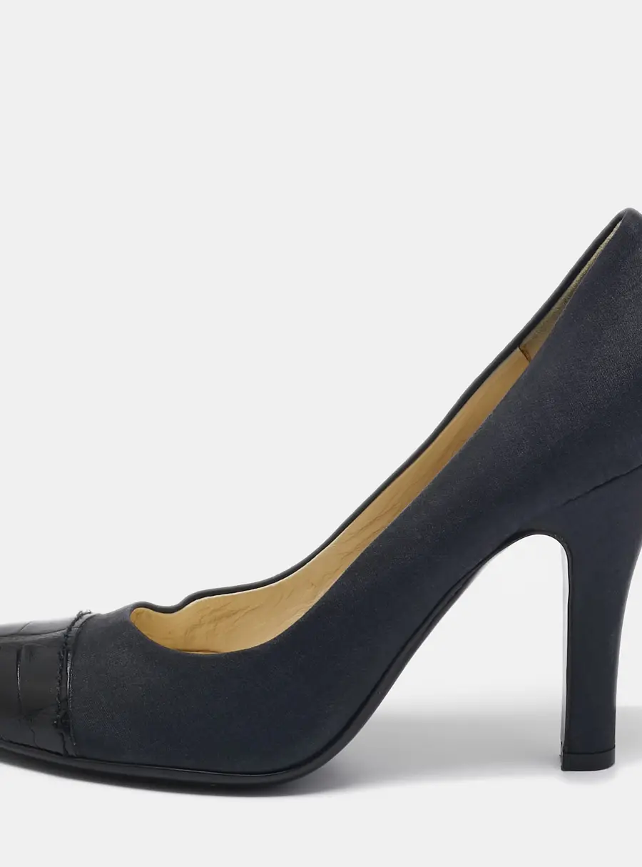 Prada Dark Grey/Black Satin and Croc Embossed Leather Cap Toe Pumps Size 37