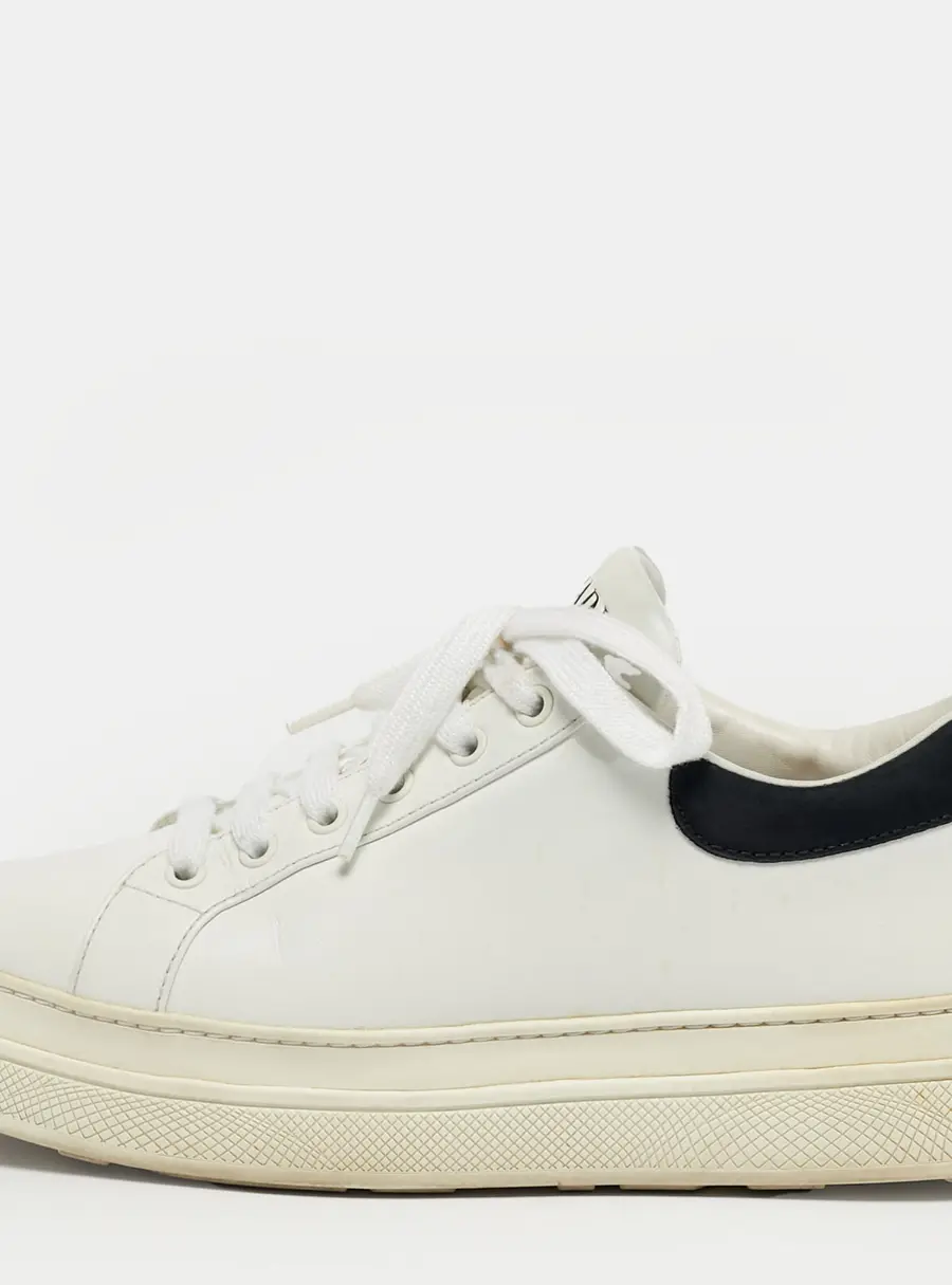 Prada White/Black Leather Lace Up Low Top Sneakers Size 38.5