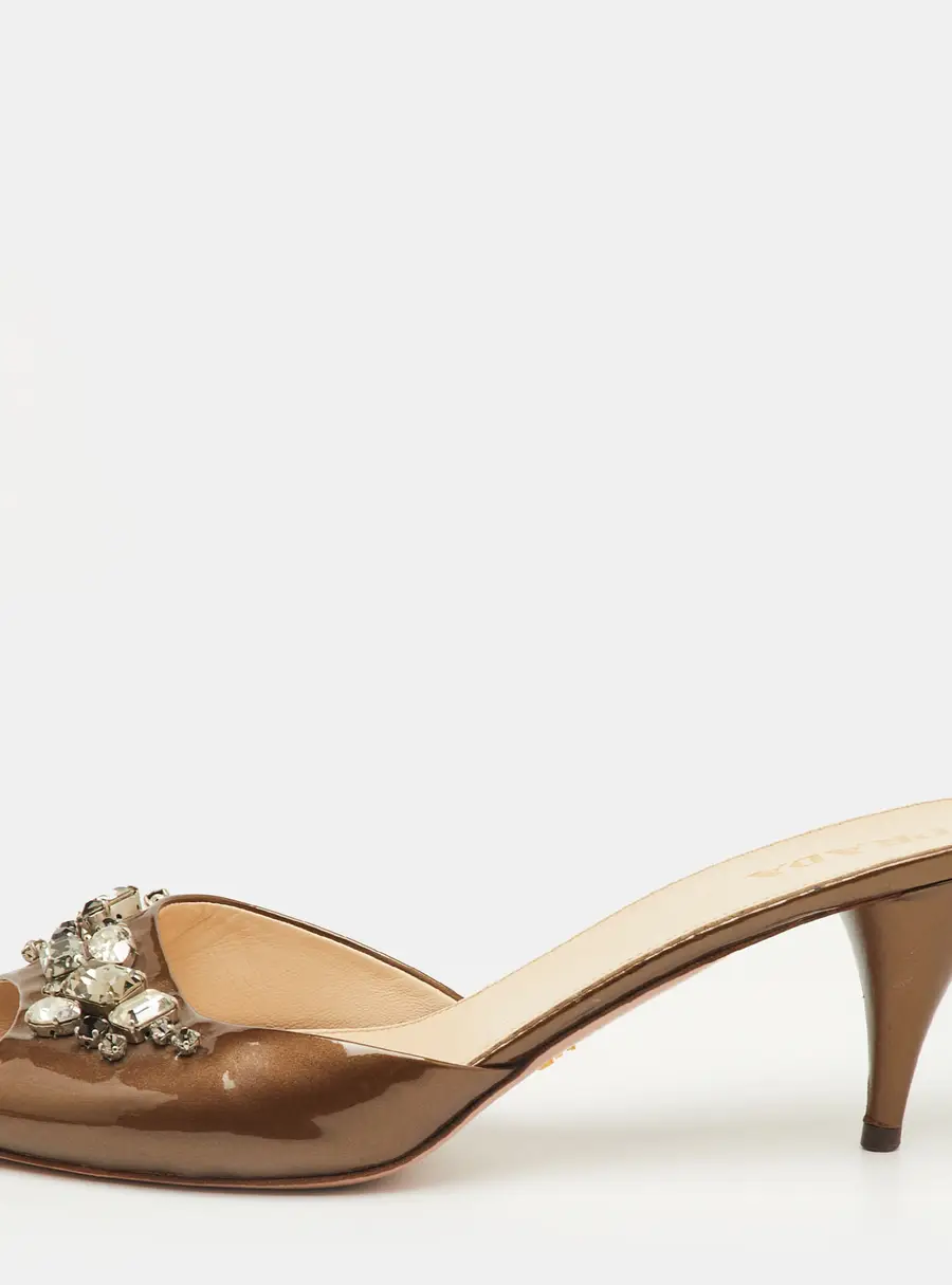 Prada Size 41.5 Brown Crystal Embellished Patent Leather Slide Sandals