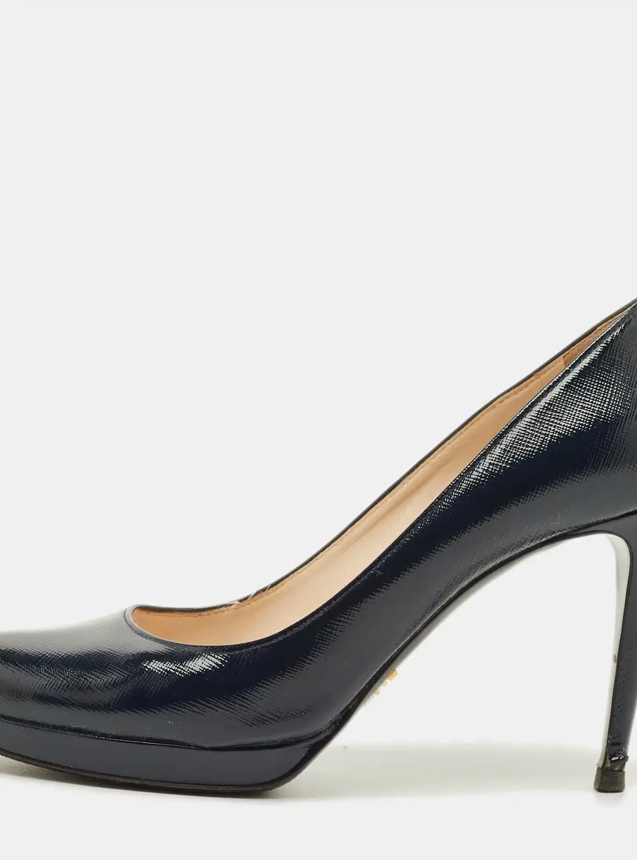 Prada Size 39.5 Navy Blue Saffiano Leather Platform Pumps