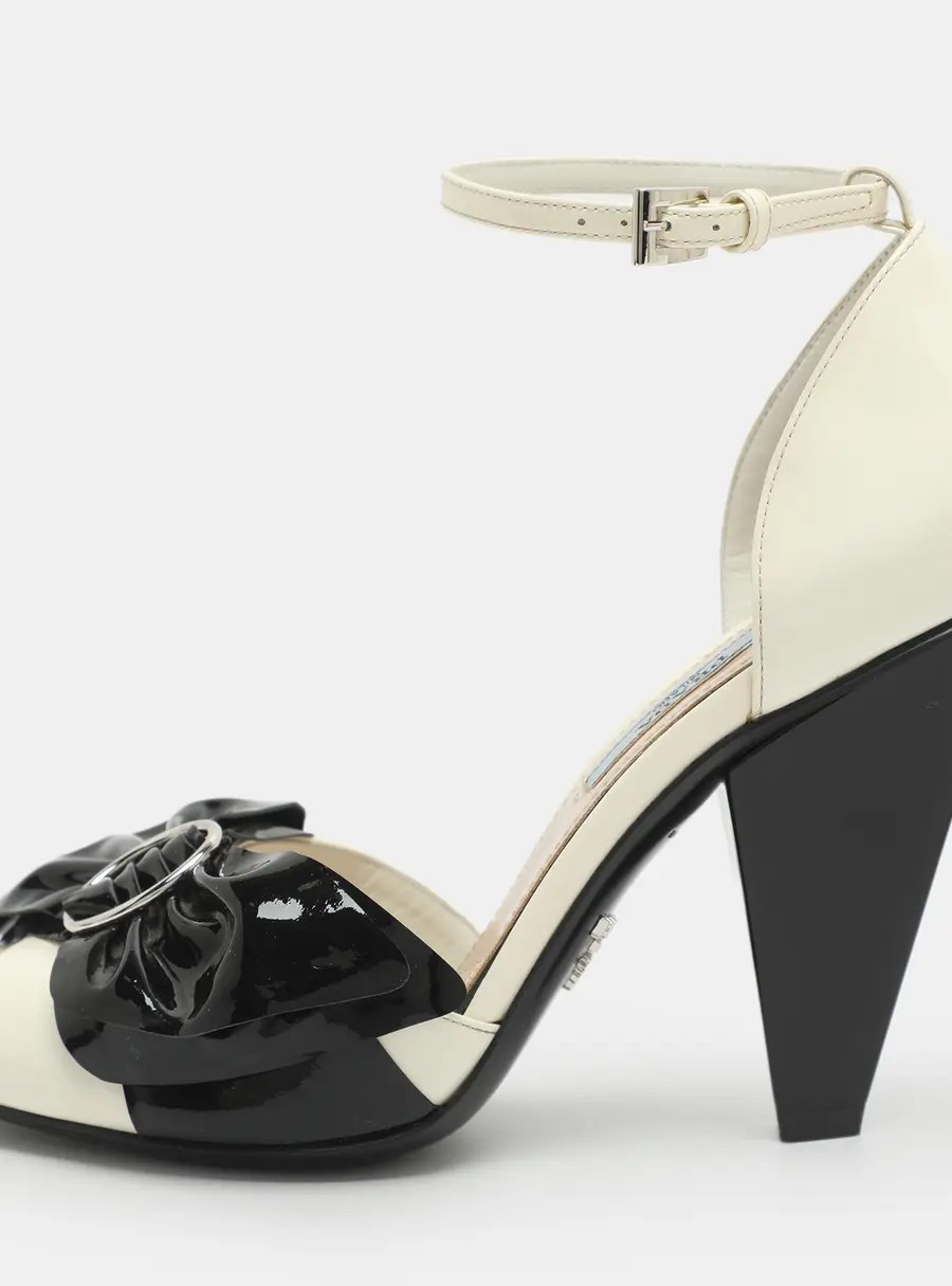Prada Size 37.5 White/Black Patent Leather Bow Ankle Strap Pumps