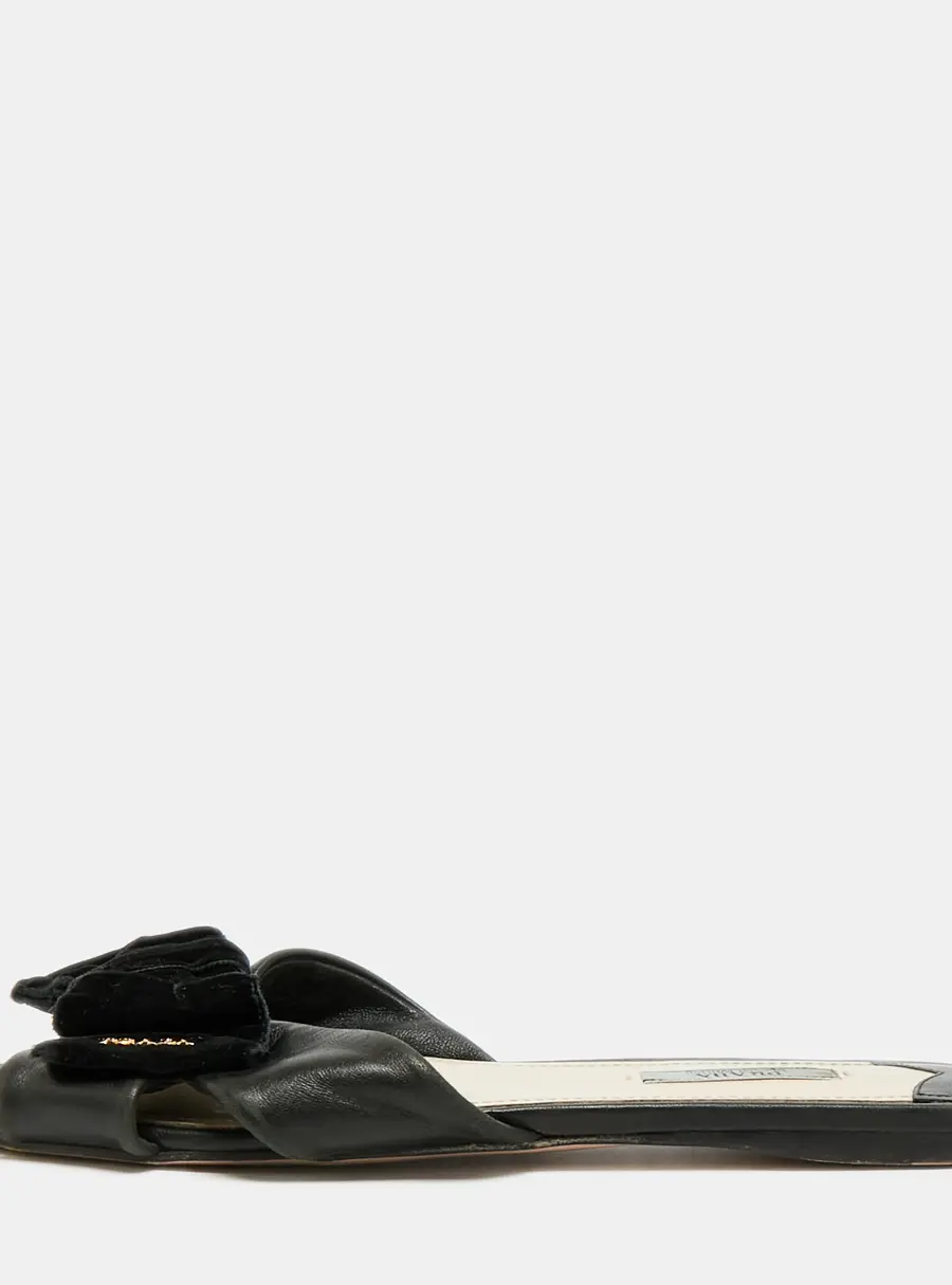 Prada Size 41 Black Leather and Velvet Bow Flat Slide