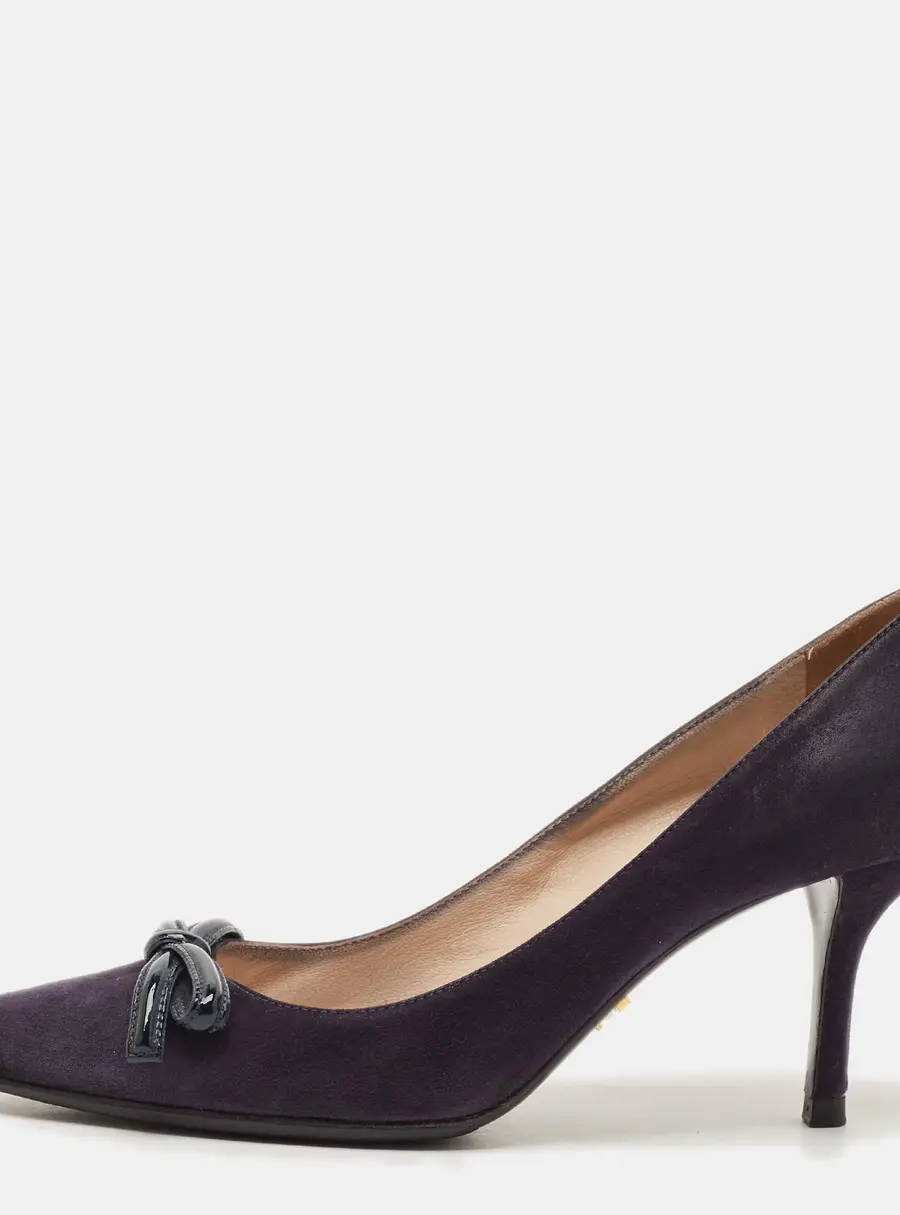 Prada Size 37.5 Navy Blue Suede Bow Pointed Toe Pumps