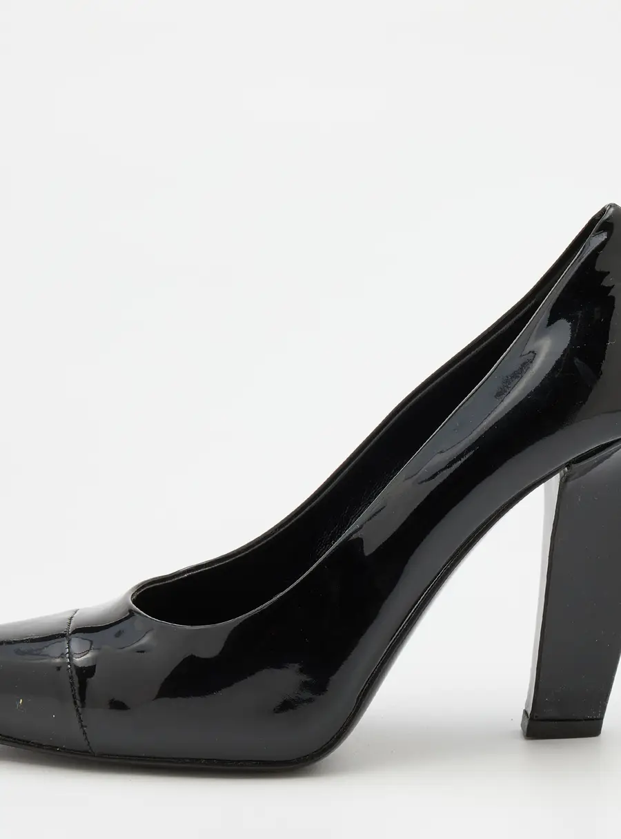 Prada Black Patent Leather Cap Toe Pumps Size 36.5