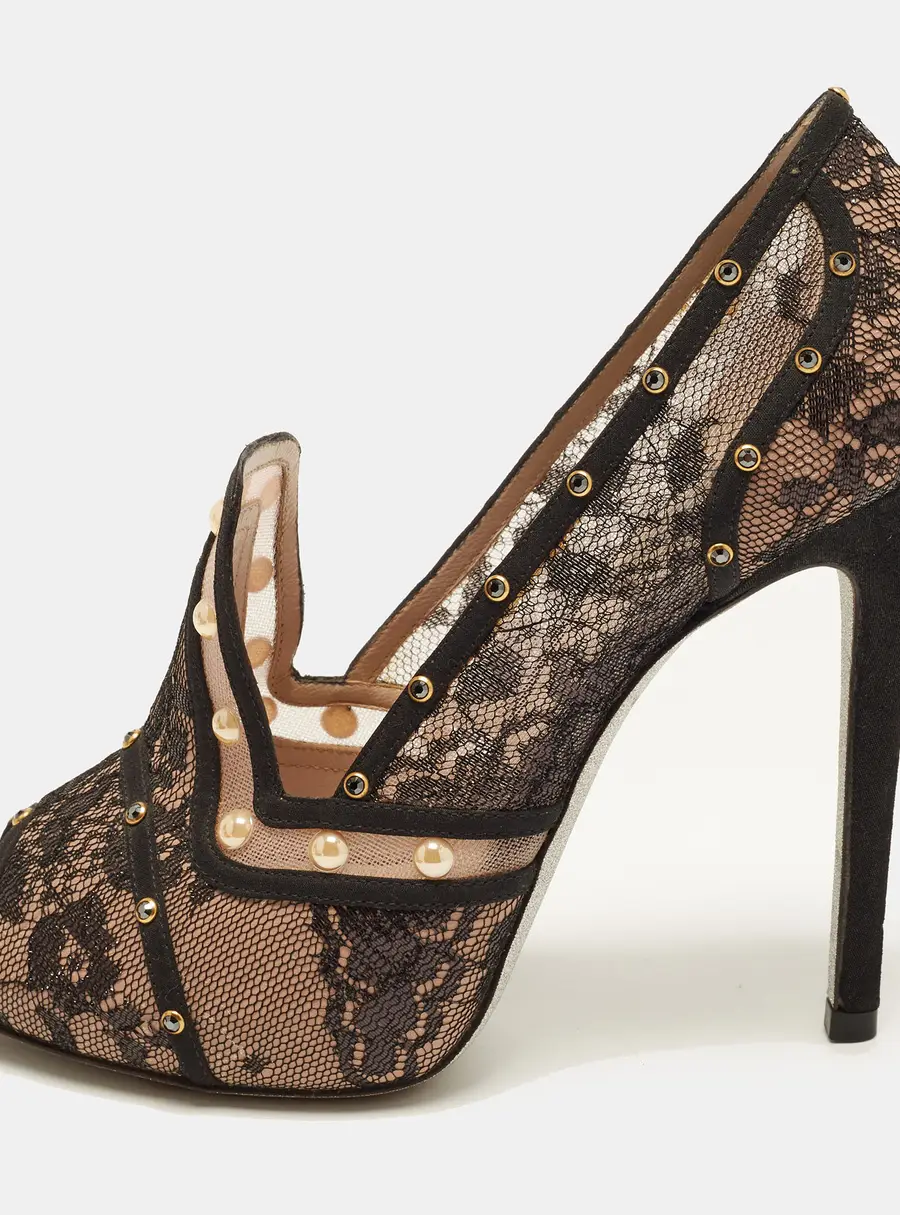 Ren&eacute; Caovilla Size 36 Black/Beige Lace and Satin Pumps