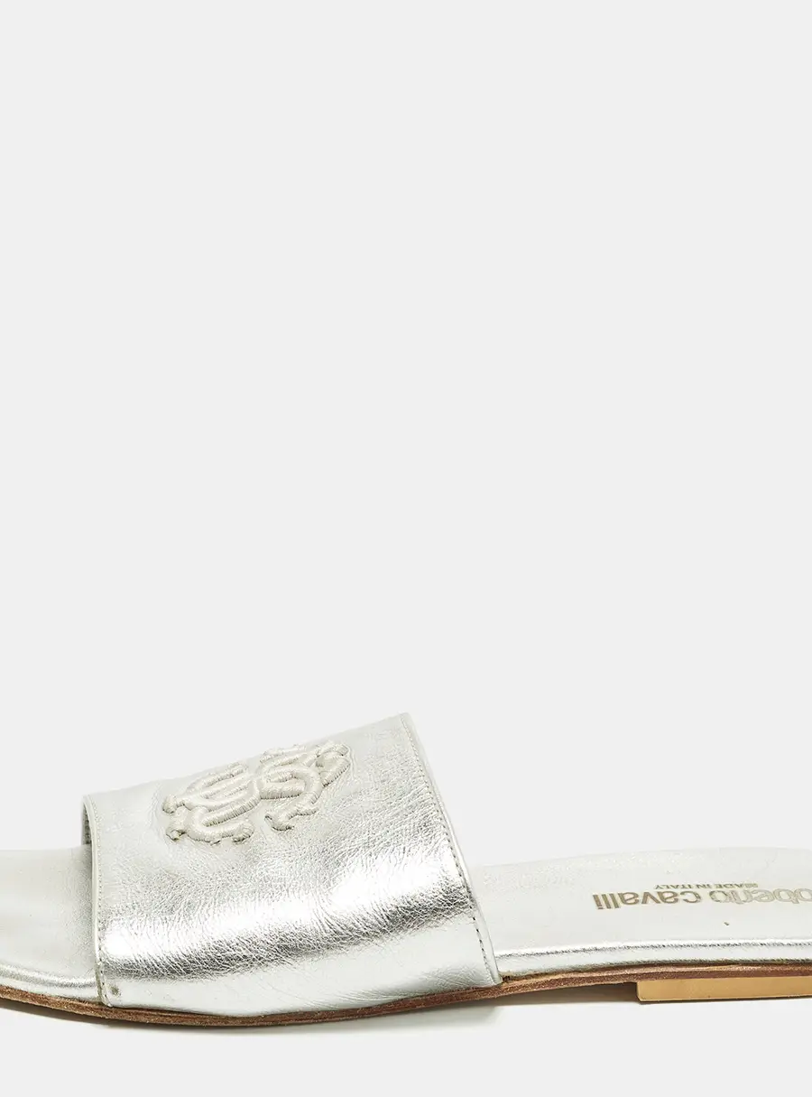 Roberto Cavalli Size 36 Silver Leather Logo Embroidered Flat Slide
