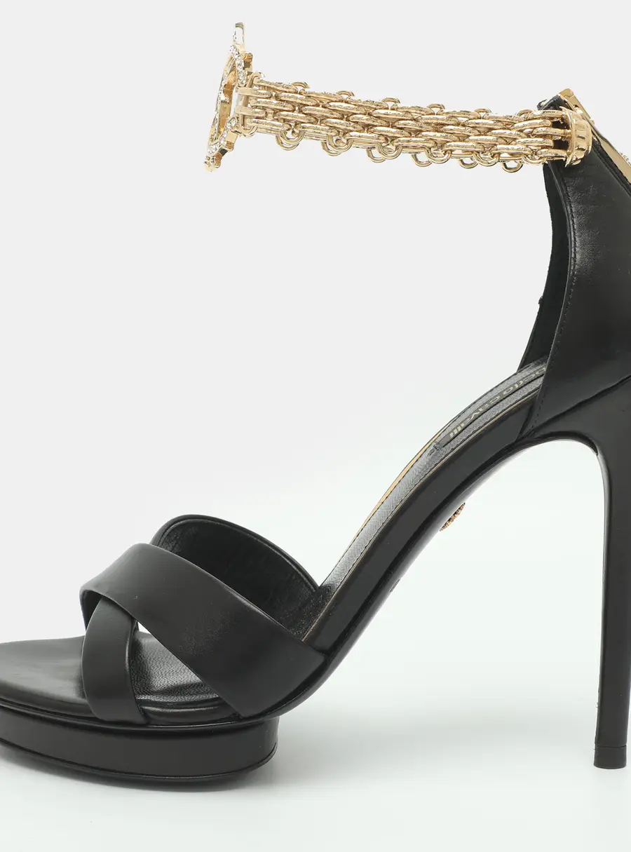 Roberto Cavalli Size 36 Black Leather Chain Link Ankle Strap Sandals
