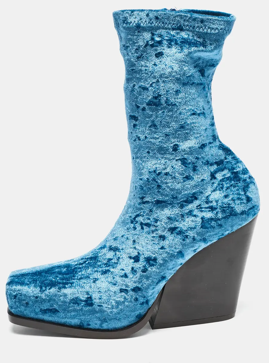 Stella McCartney Groove Size 37 Blue Velvet Ankle Length Boots
