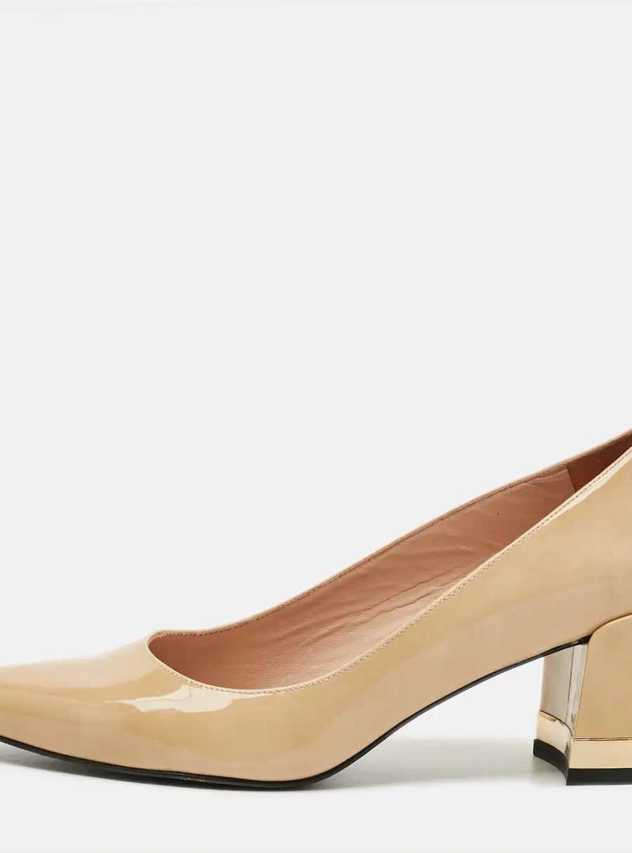 Stuart Weitzman Ariana Size 36.5 Beige Patent Leather Pointed Toe Block Heel Pumps