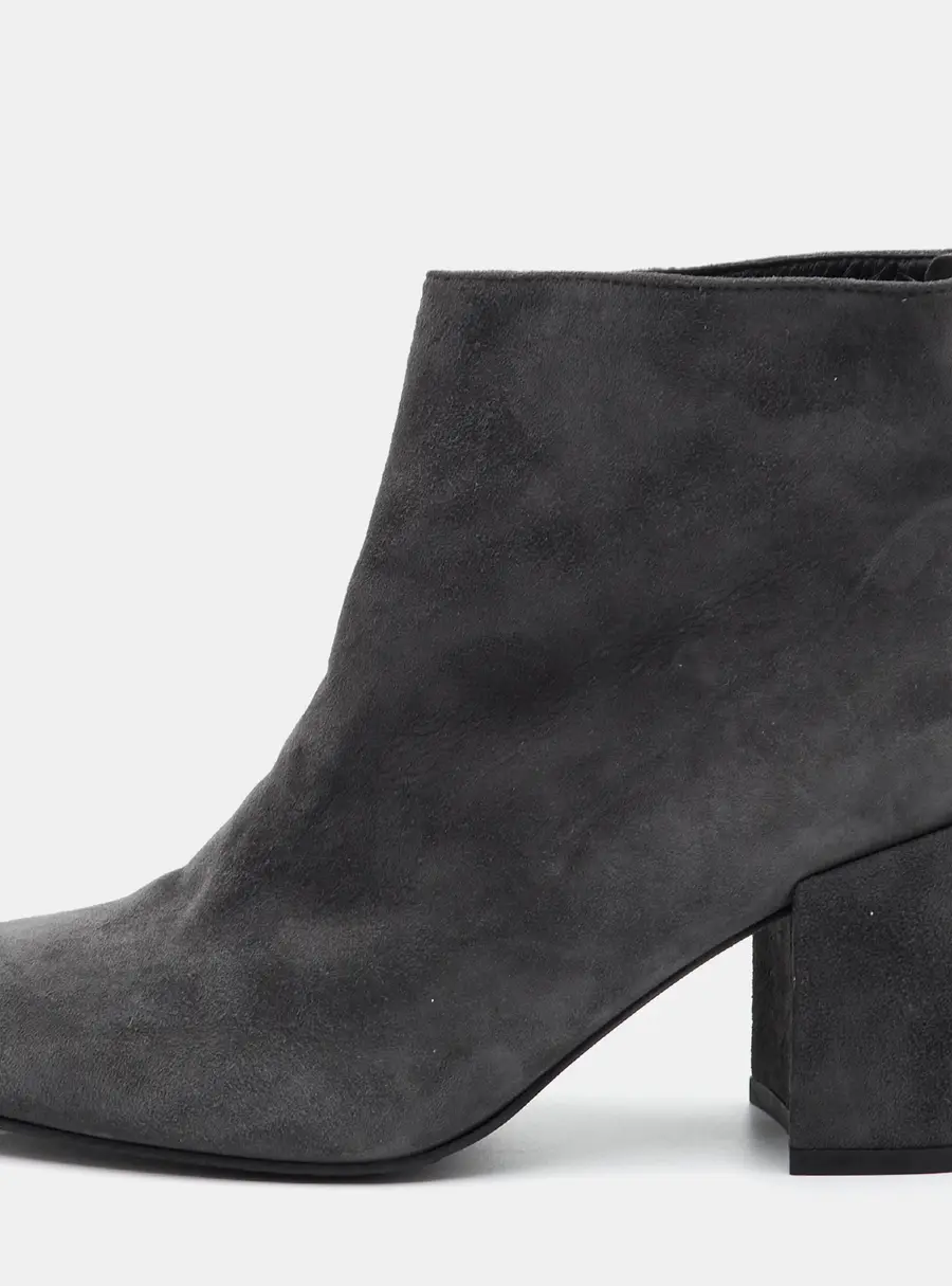 Stuart Weitzman Size 37 Dark Grey Suede Ankle Length Boots