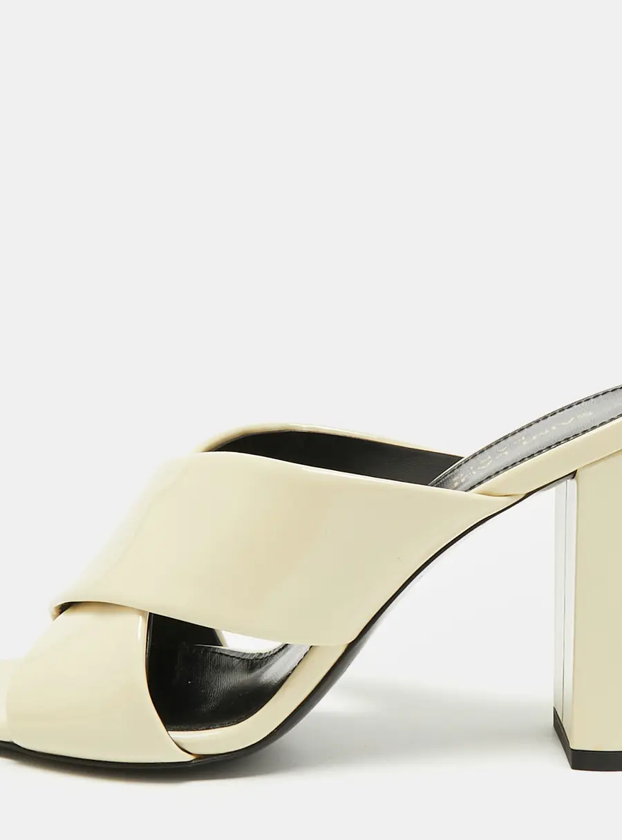 Saint Laurent Loulou Size 36 Cream Patent Leather Slide Sandals