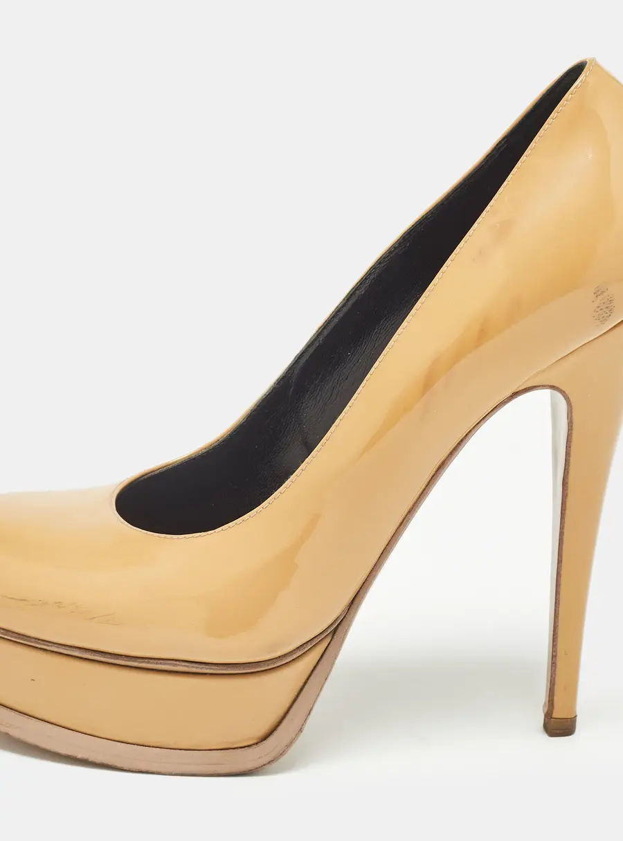 Saint Laurent Beige Patent Leather Tribtoo Platform Pumps Size 38