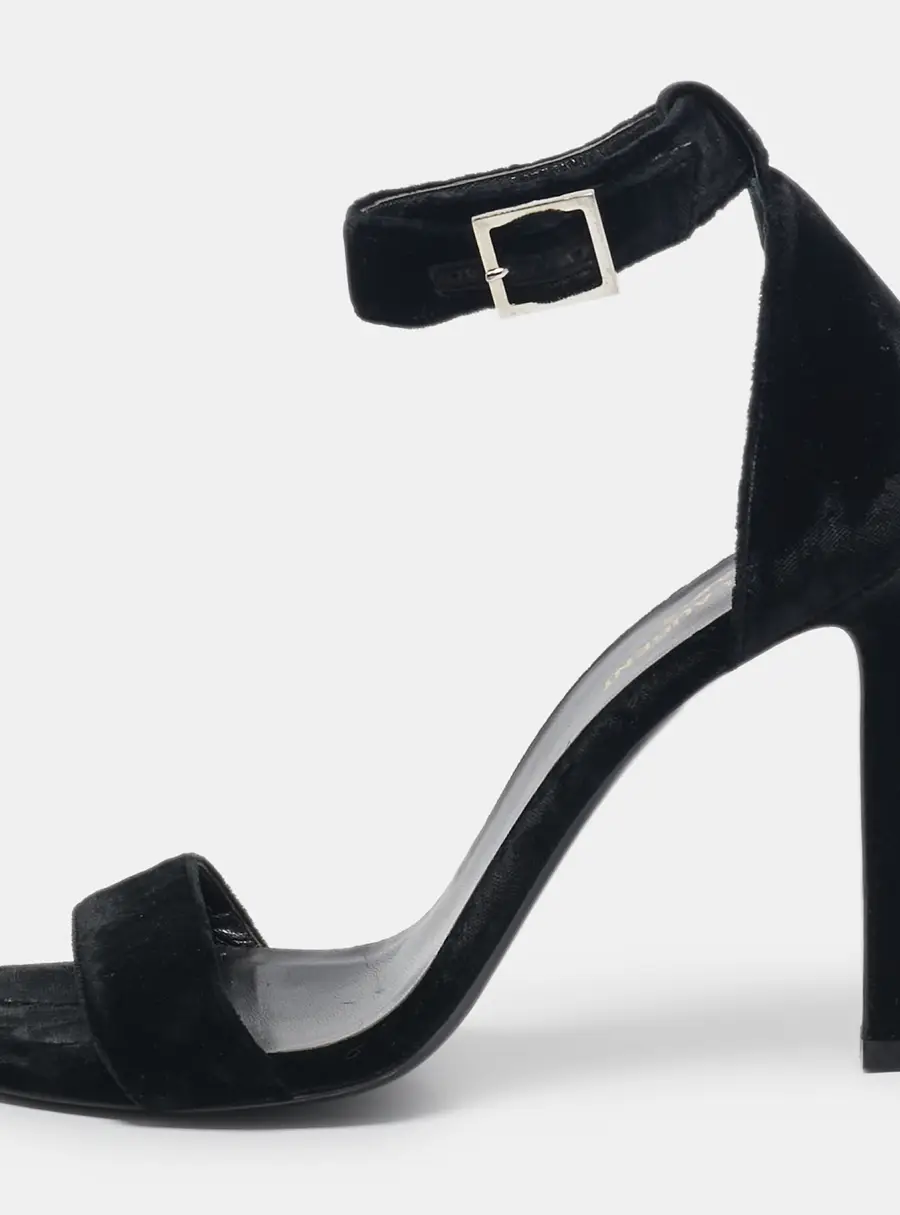 Saint Laurent Paris Grace Size 38 Black Velvet Ankle Strap Sandals