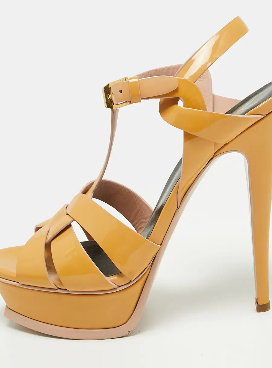 Saint Laurent Tribute Size 37.5 Beige Patent Leather Platform Sandals