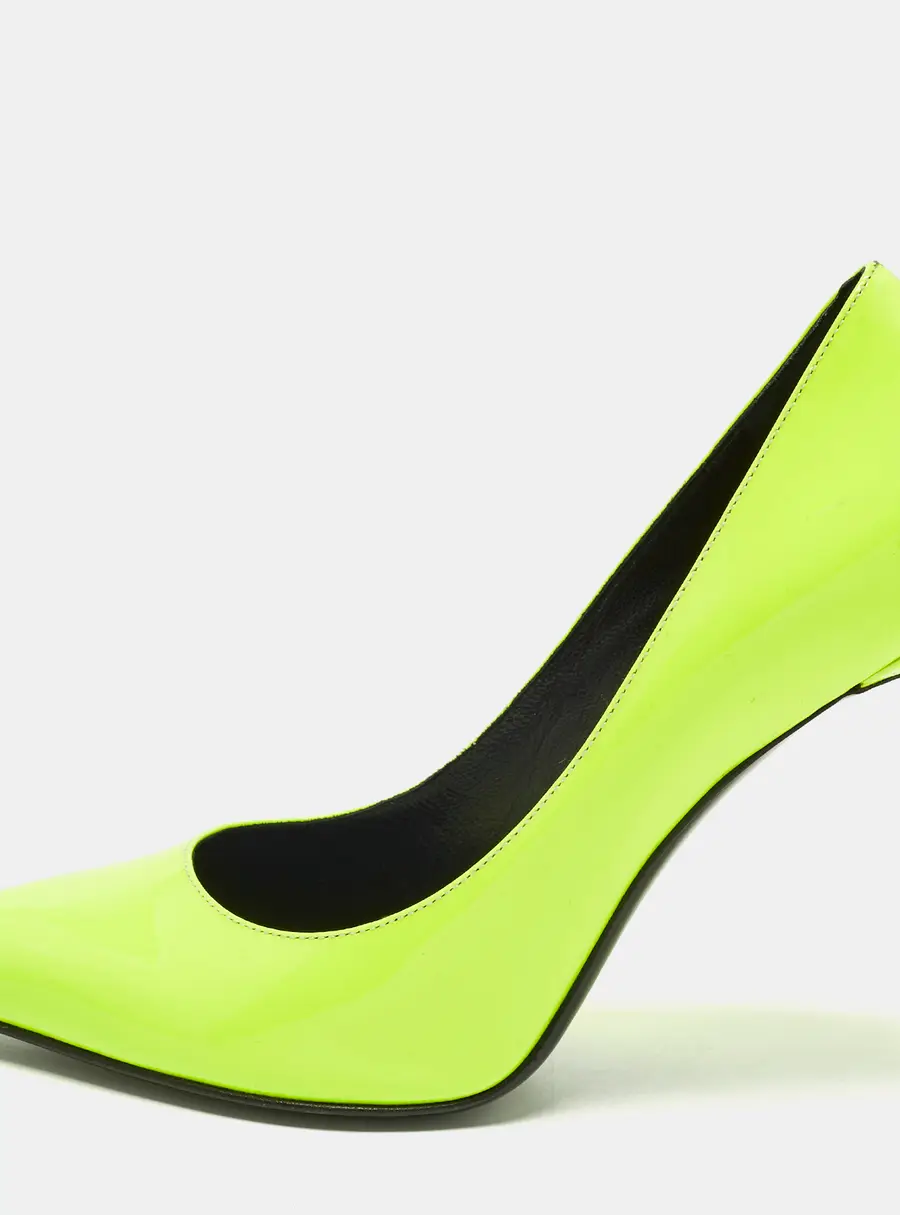 Saint Laurent Size 38.5 Green Patent Leather Pointed Toe Pumps