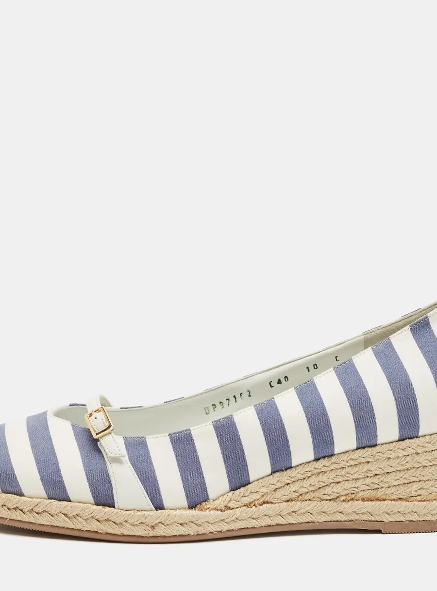 Salvatore Ferragamo Blue/White Striped Fabric Audrey Wedge Espadrille Pumps Size 40.5