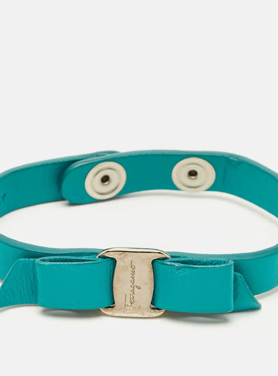 Salvatore Ferragamo Vara Bow Green Leather Gold Tone Bracelet