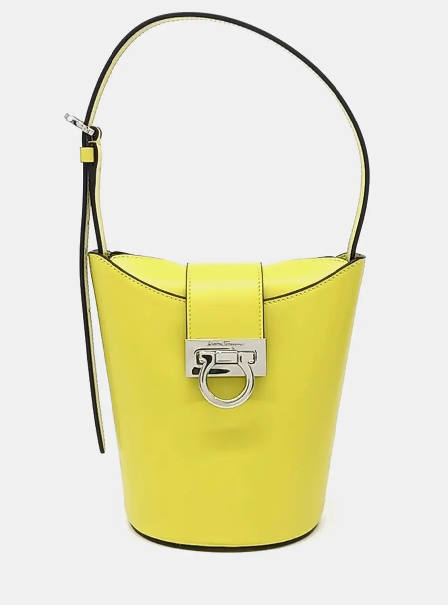 Salvatore Ferragamo Yellow Leather Ferragamo Leather Lime Trifolio shoulder bag