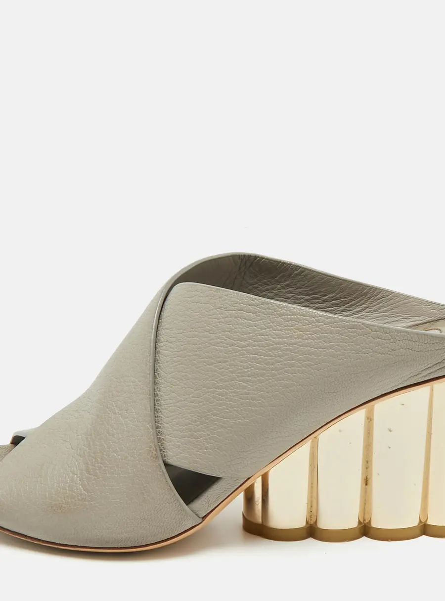 Salvatore Ferragamo Grey Leather Lasa Slide Sandals Size 37.5