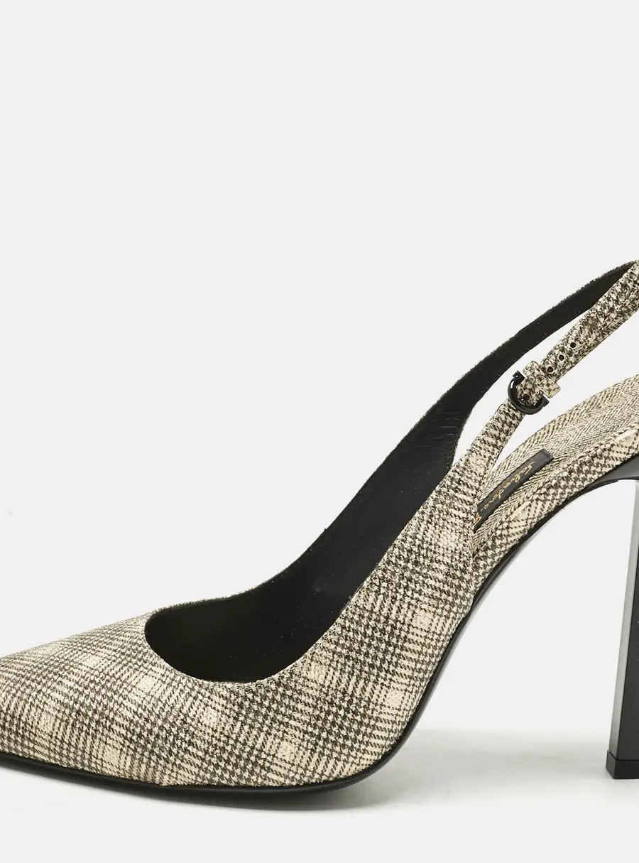 Salvatore Ferragamo Beige Canvas Jessoe X5 Slingback Pumps Size 41