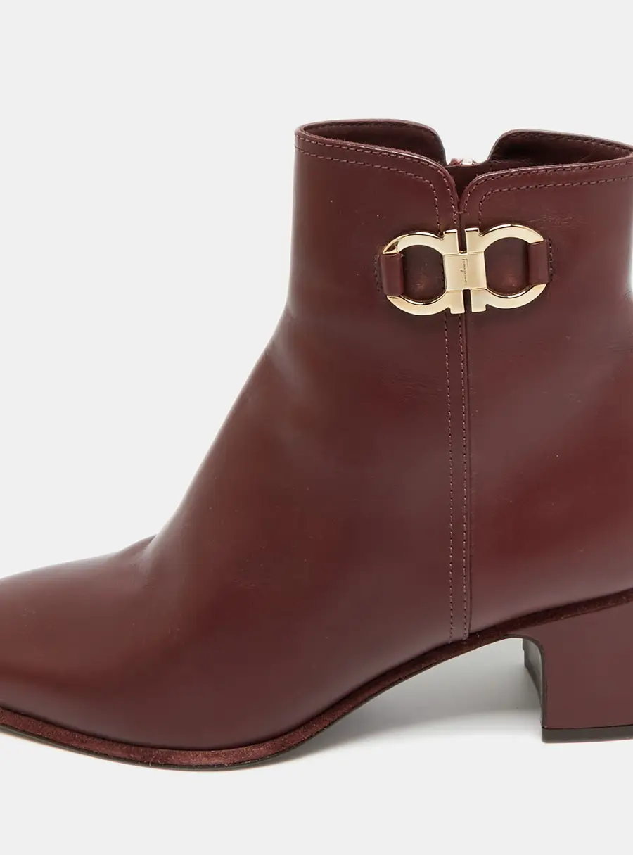 Salvatore Ferragamo Gancini Burgundy Leather Ankle Length Boots Size 36.5