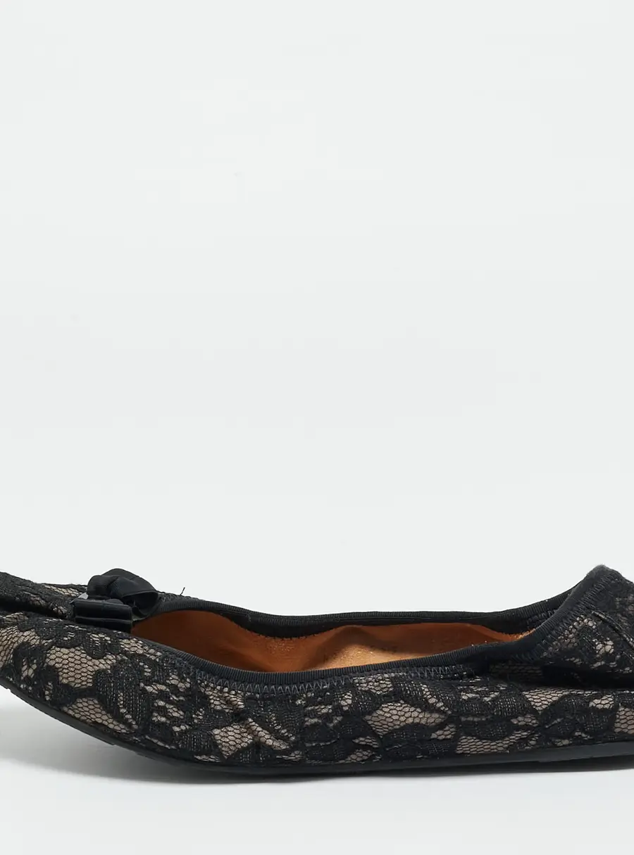 Salvatore Ferragamo My Joy Size 39.5 Black Lace Bow Detail Ballet Flats