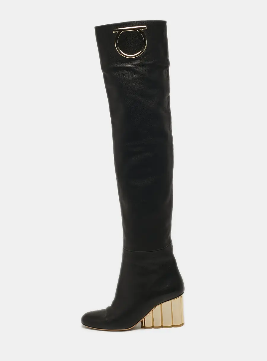 Salvatore Ferragamo Gancini Size 39 Black Leather Knee Length Boots