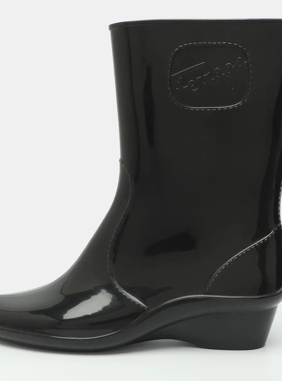 Salvatore Ferragamo Size 40.5 Black Rubber Rain Boots