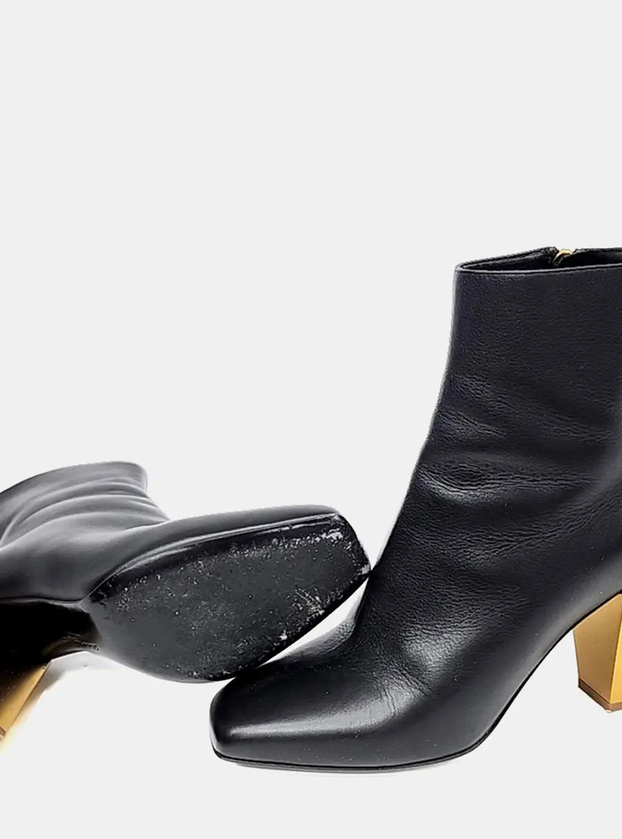 Salvatore Ferragamo ankle Black Leather Boots EU 38