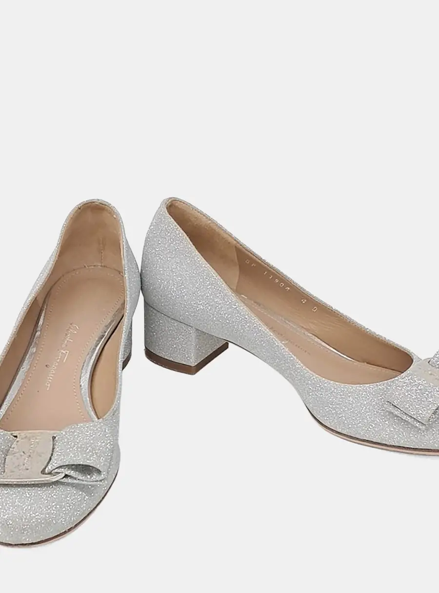 Ferragamo Glitter Vara Pumps