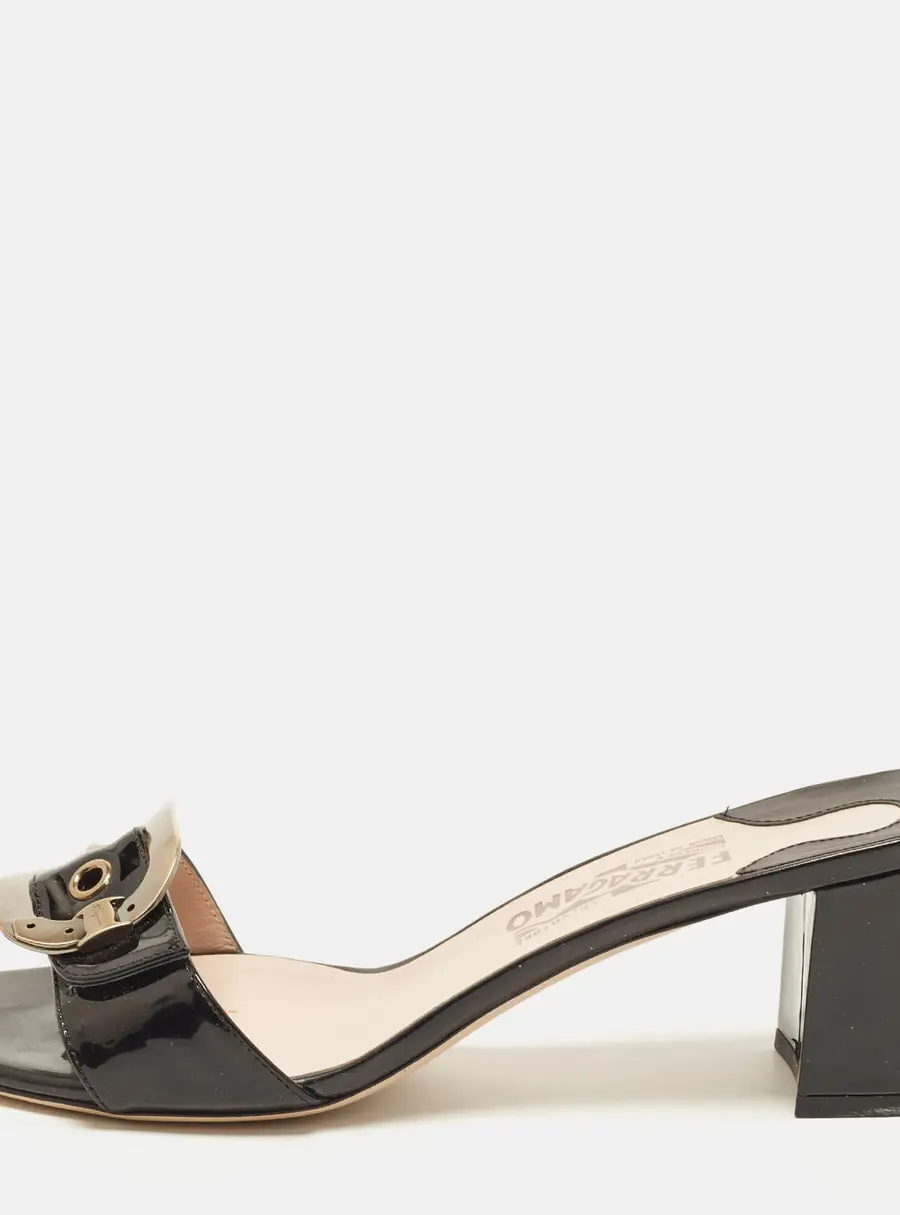 Salvatore Ferragamo Doda Size 40.5 Black Patent Leather Block Heep Slide Sandals