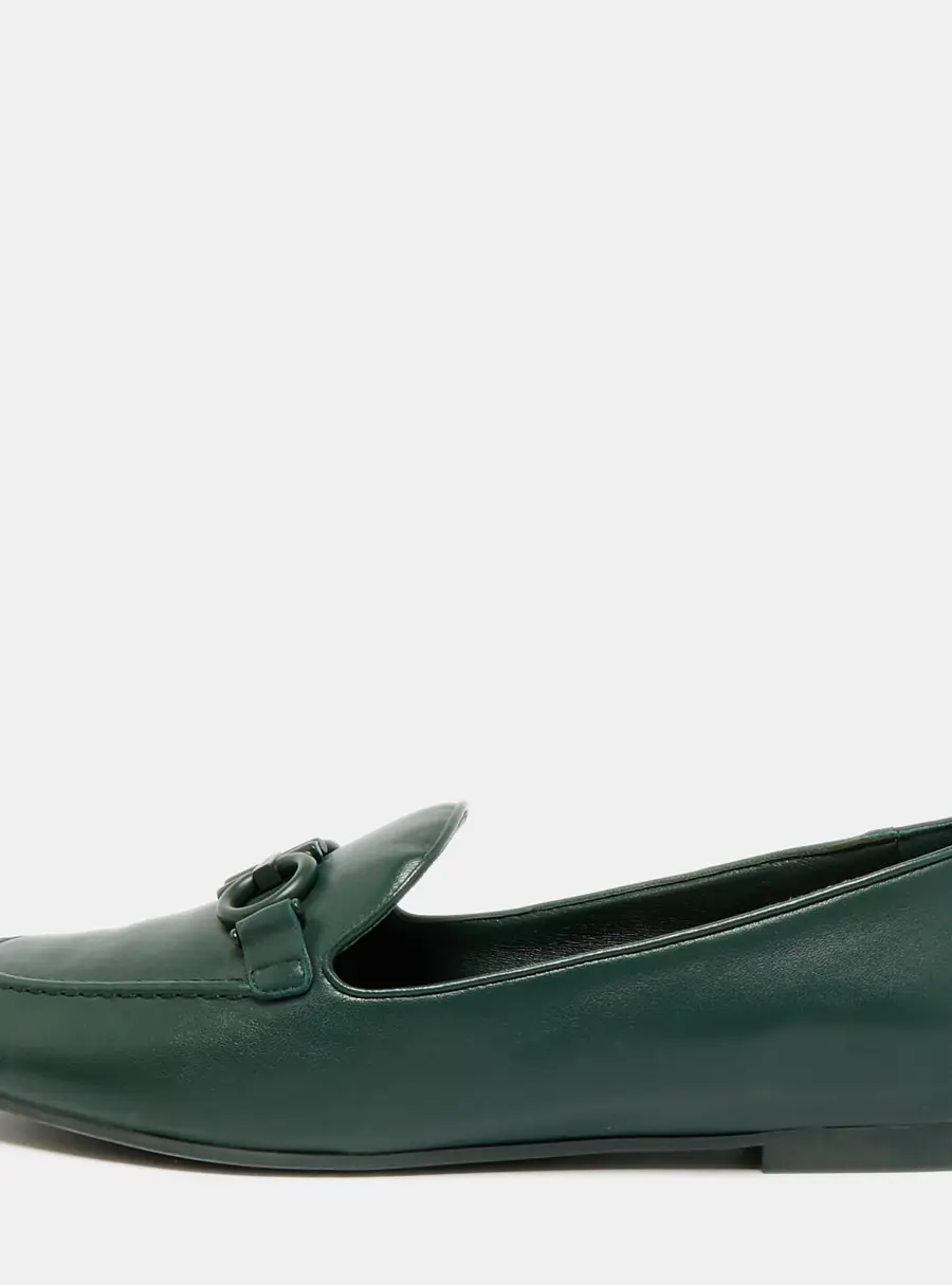 Salvatore Ferragamo Trifoglio Size 40 Green Leather Loafers