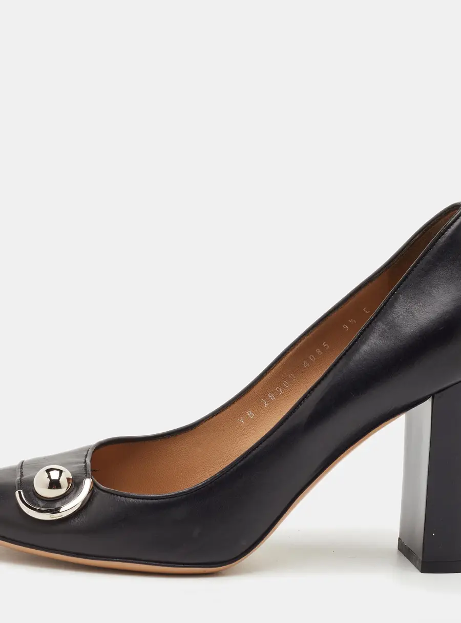 Salvatore Ferragamo Size 40 Black Leather Block Heel Pumps
