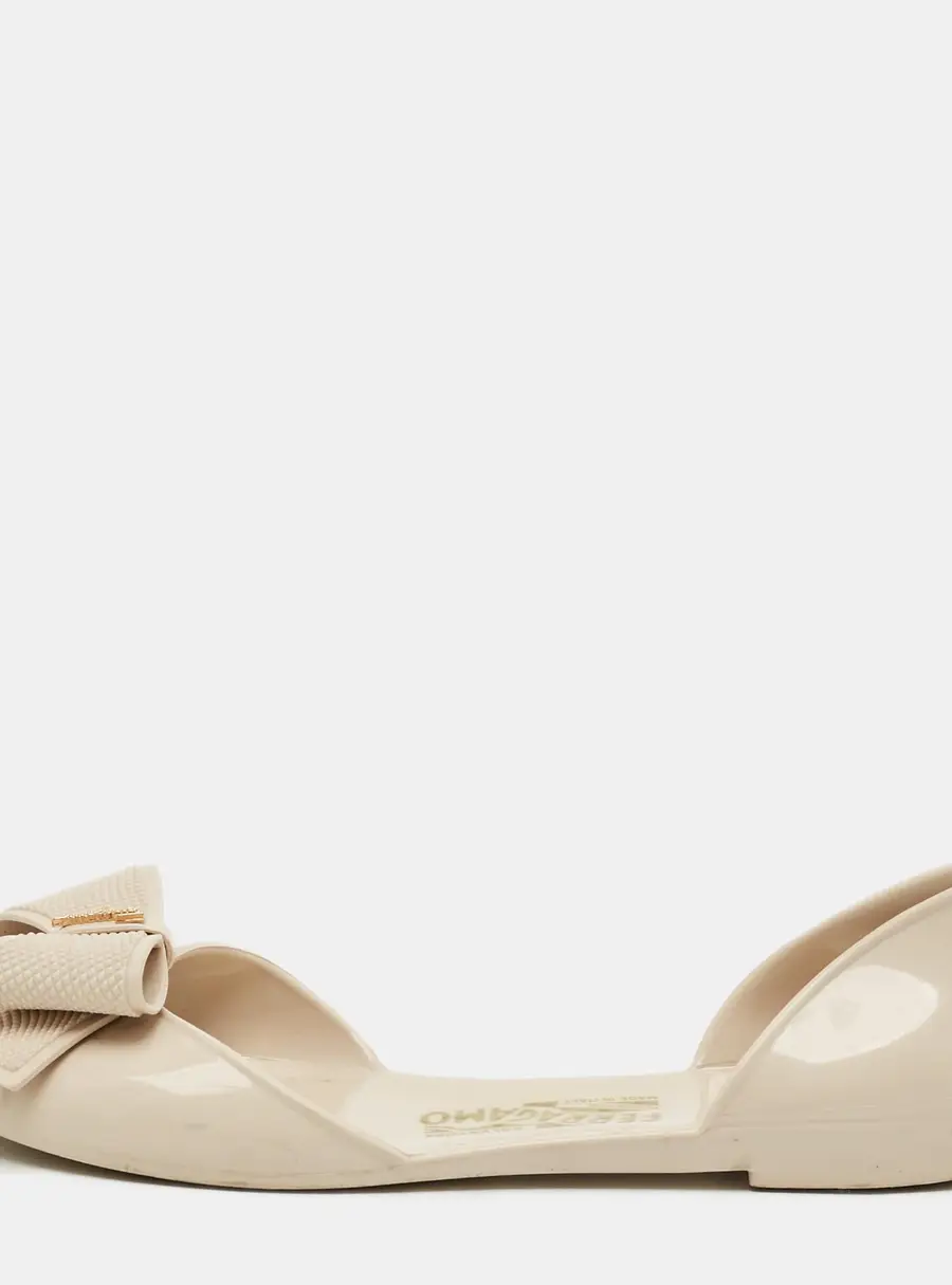 Salvatore Ferragamo Size 37.5 Beige Rubber Bow D'orsay Flats