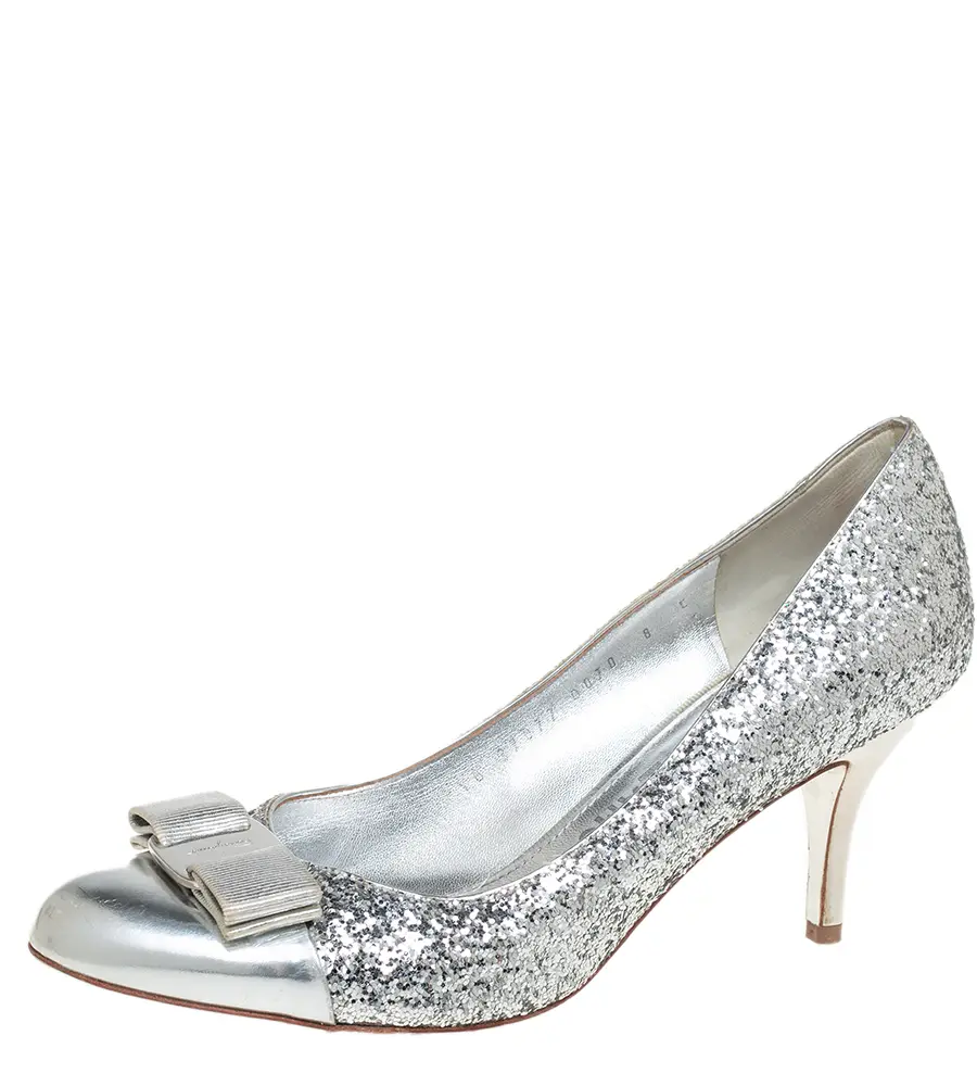Salvatore Ferragamo Silver Glitter Vara Bow Pumps Size 38.5