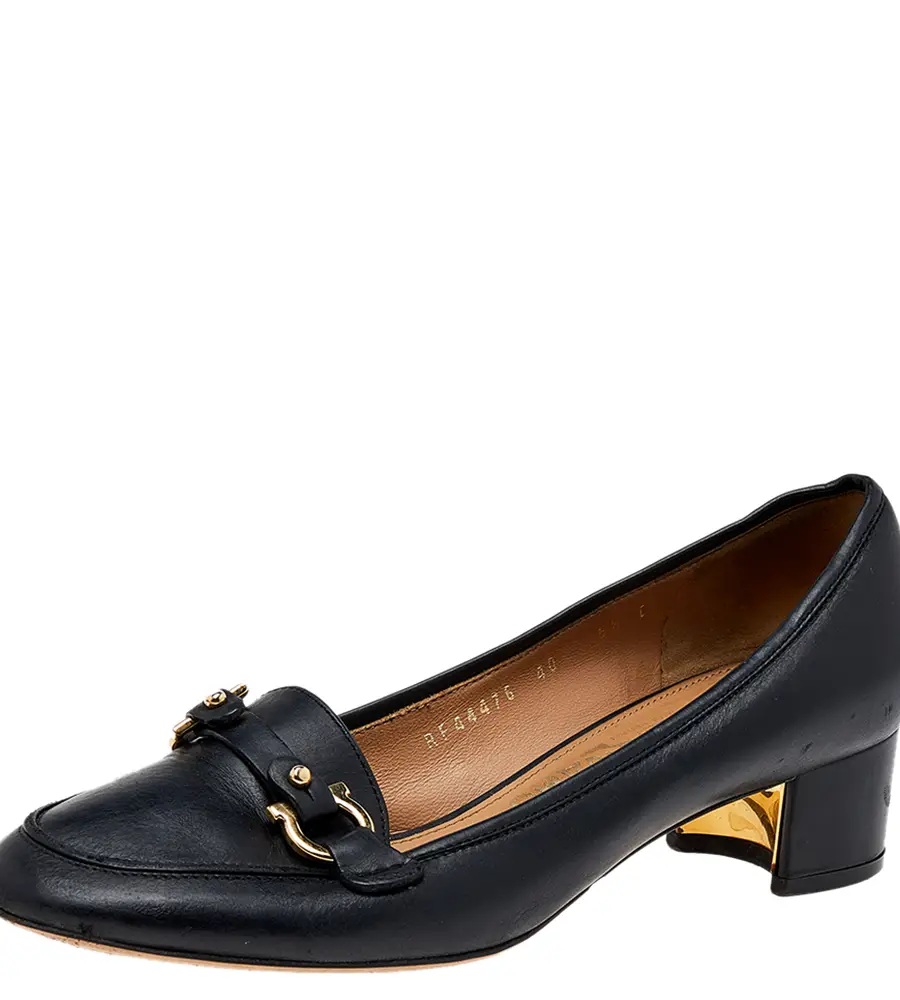 Salvatore Ferragamo Black Leather Slip on Pumps Size 37