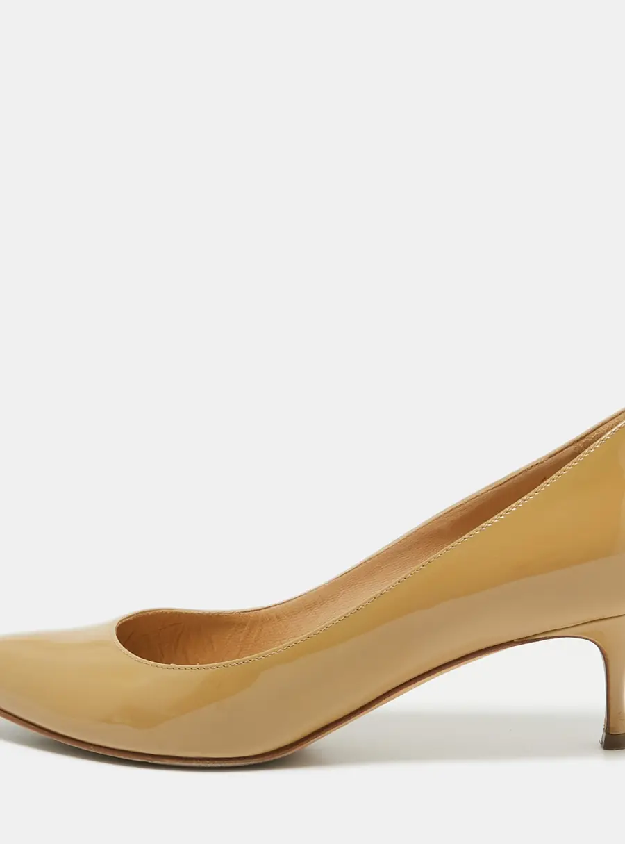 Sergio Rossi Beige Patent Leather Pointed Toe Pumps Size 36.5