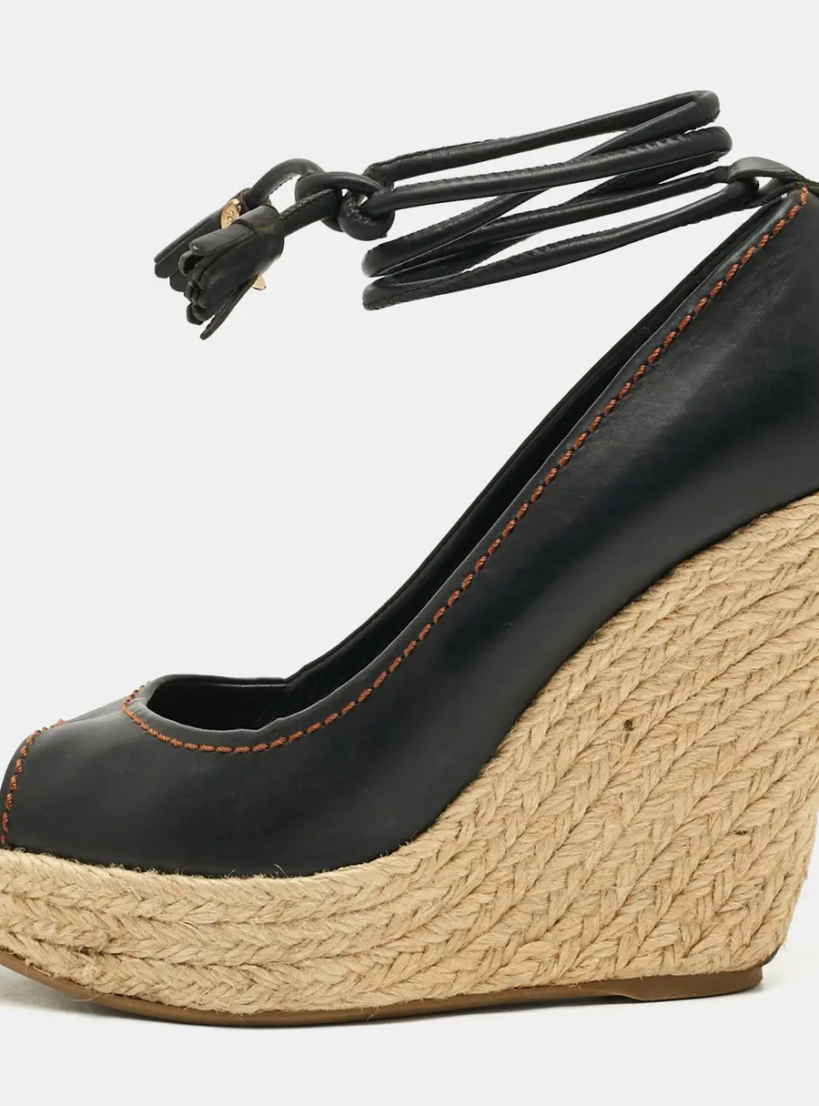 Sergio Rossi Size 39 Black Leather Wedge Pumps