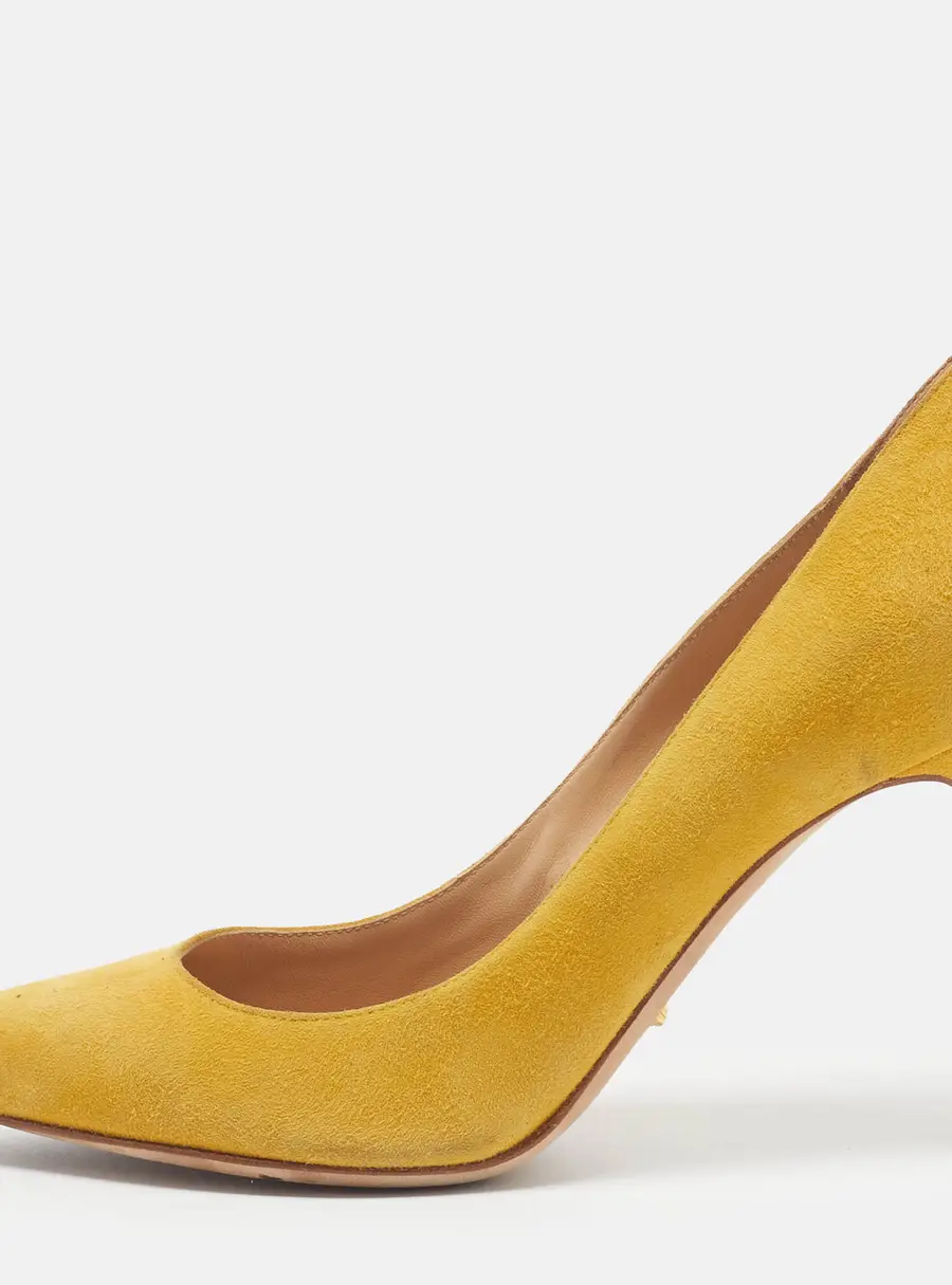 Sergio Rossi Mustard Size 37 Yellow Suede Pumps