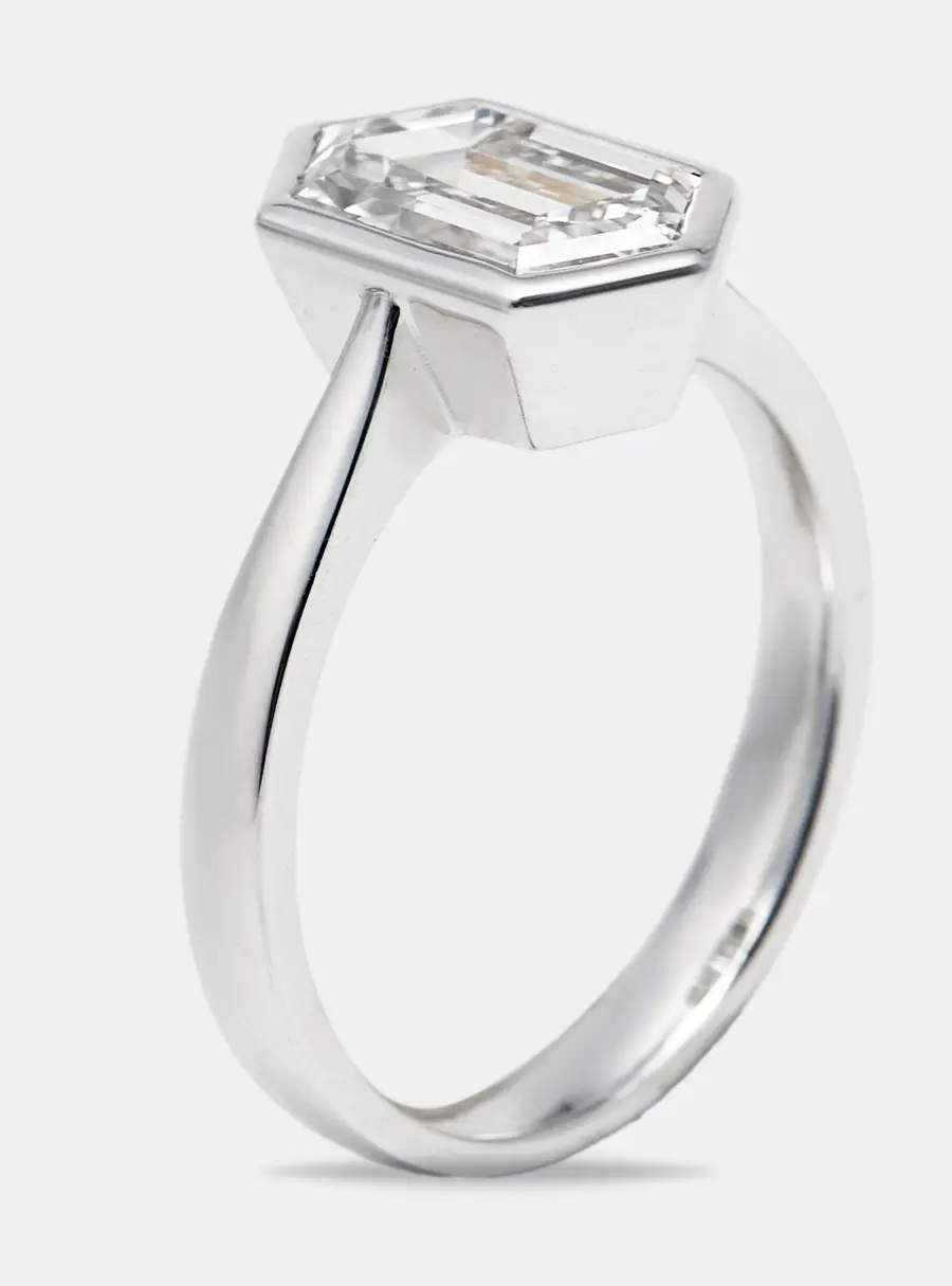 2.05 cts Hexagon Cut Lab Grown Diamond 18k White Gold Ring Size 50