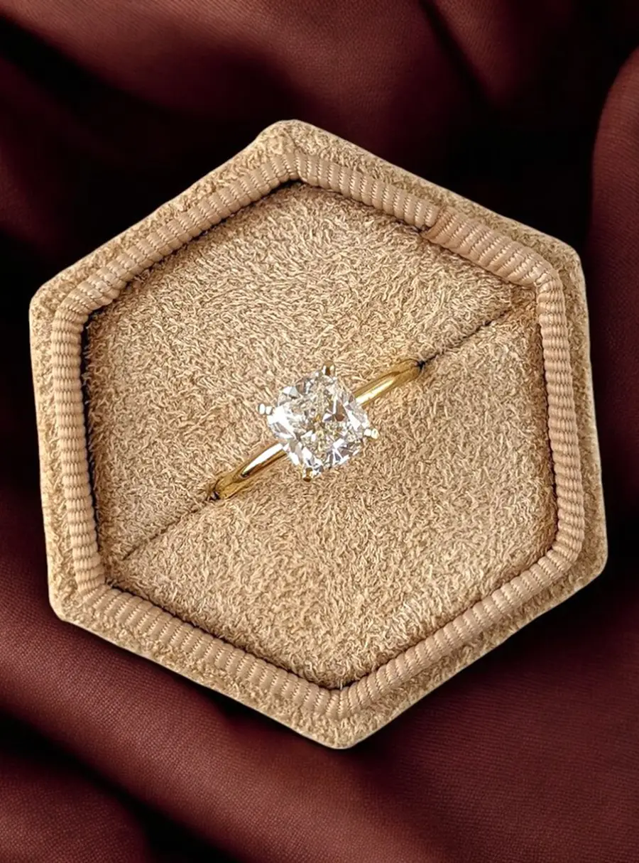 1.5 cts Cushion Lab Grown Diamond 18k Yellow Gold Wedding Ring Size 52
