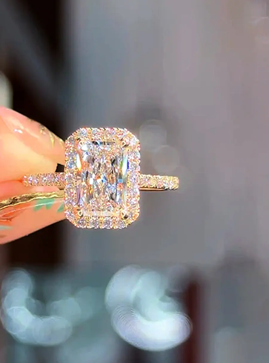 2.5 cts Radiant Lab Grown Diamond 18k Yellow Gold Wedding Ring Size 52