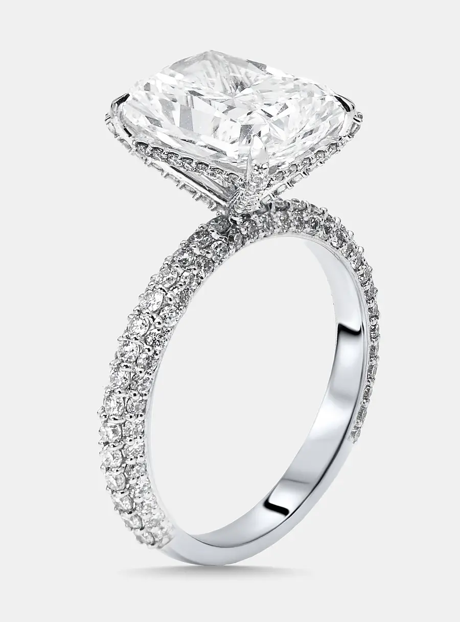 4.9 cts Radiant, Round Lab Grown Diamonds 18k White Gold Ring Size 51