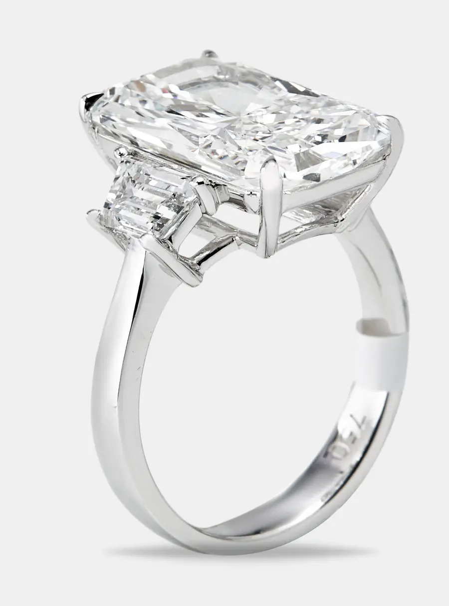 8 cts Radiant and Trapezoid Lab Grown Diamonds 18k White Gold Ring Size 54
