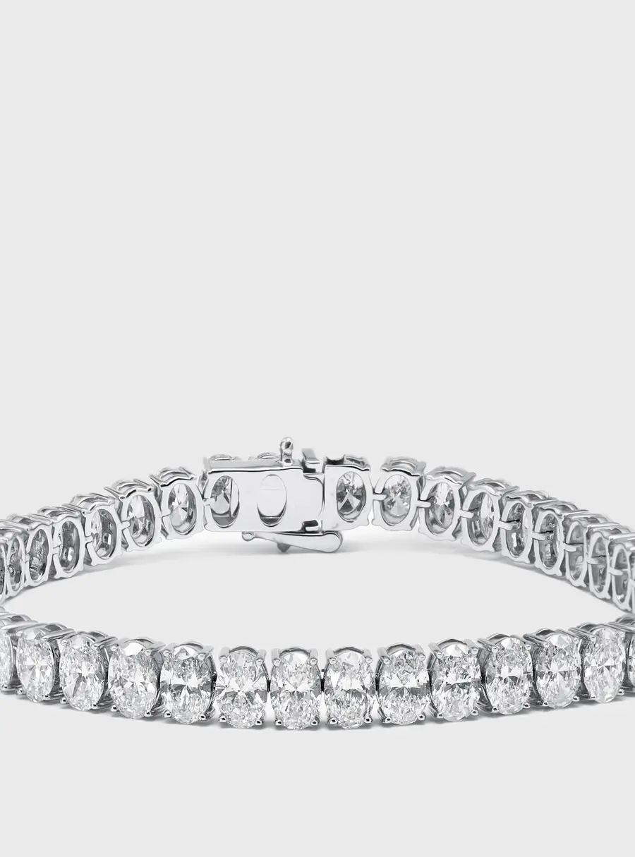 18 cts Oval Lab Grown Diamond 18k White Gold Bracelet