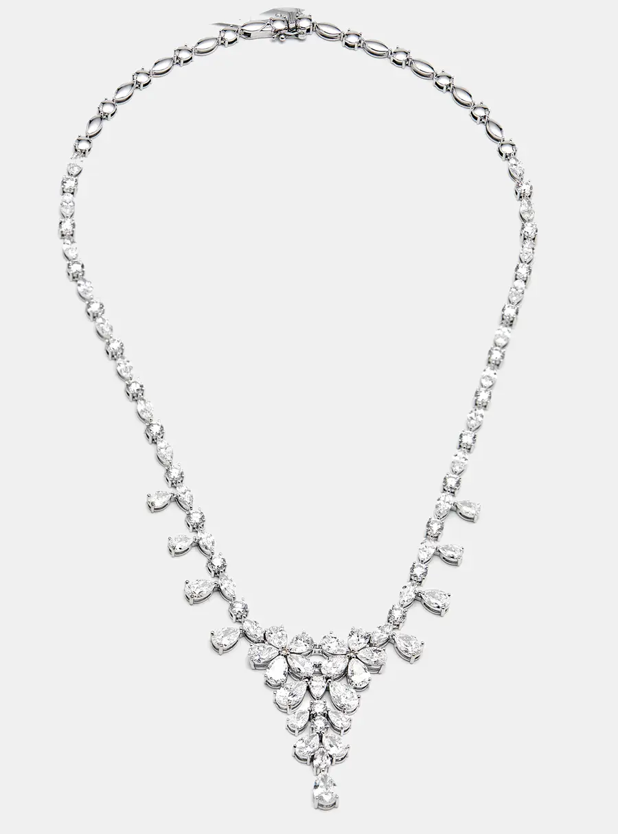 18 cts Pear, Round Lab Grown Diamonds 18k White Gold Necklace